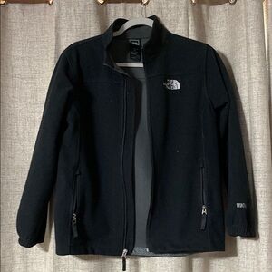 The North Face Black Performance Jacket Modern Sporty Design